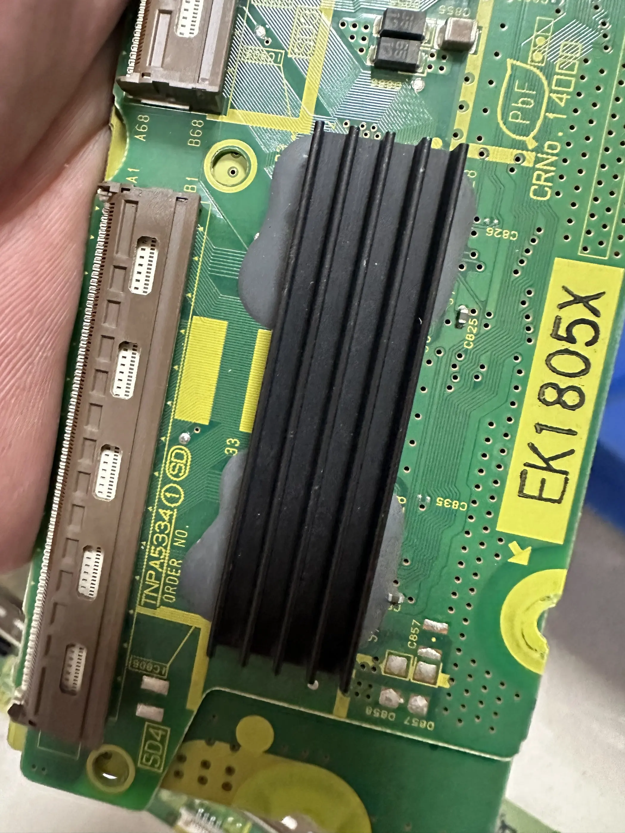 

Оригинальная буферная плата TH-P46GT31C TNPA5333 AH TNPA5334 AB в наличии