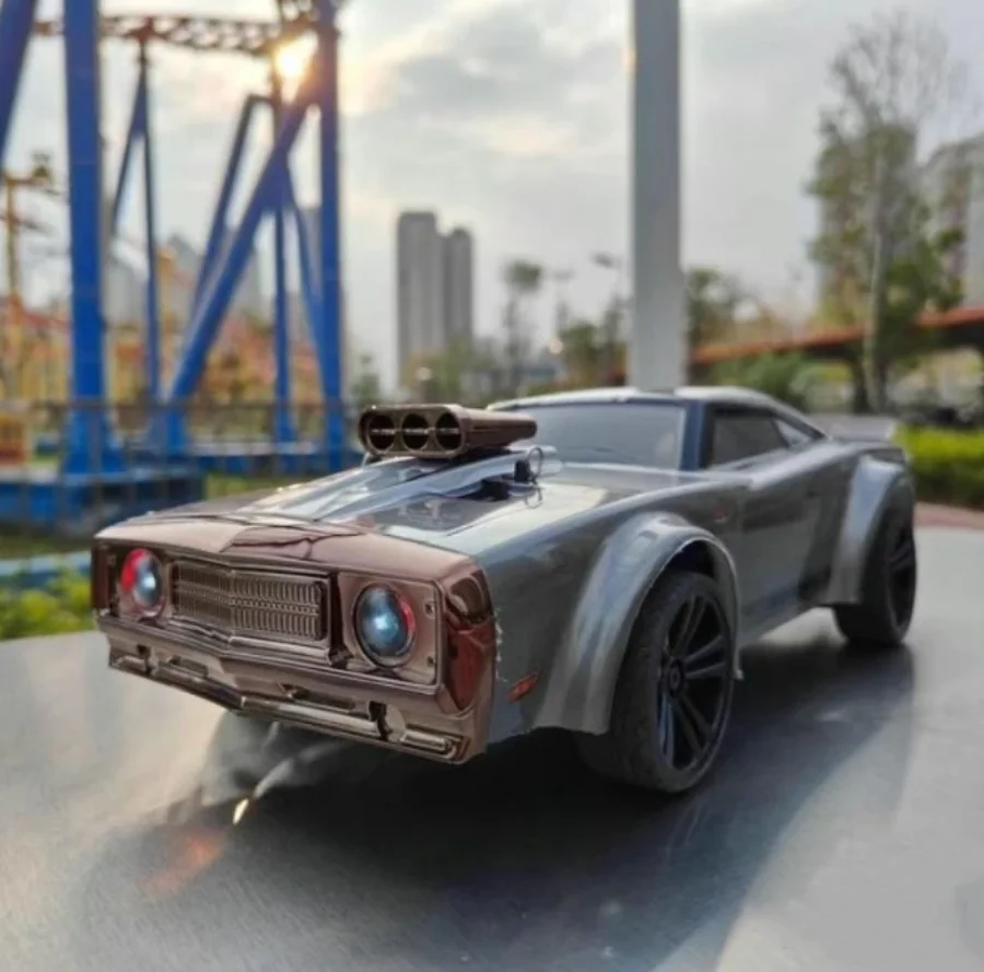 

1:16 Four-Wheel Drive Remote Control Drift Car High-Speed Rc Vehicle Lighting Racing Vintage Car 2.4g Electric Model Outdoor Toy