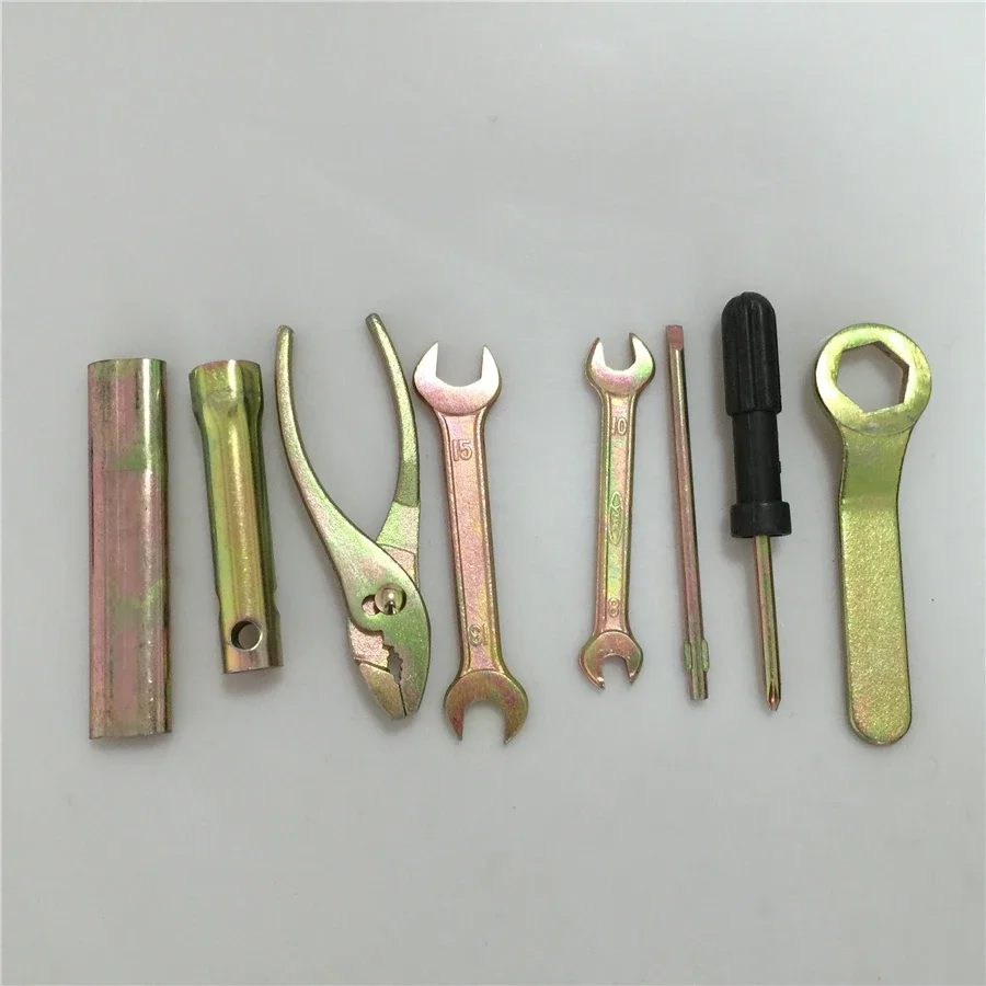 1set for Suzuki GN250 Car Kit Repair Kit GN125 Tool Car Motorcycle Accessories Free Shipping