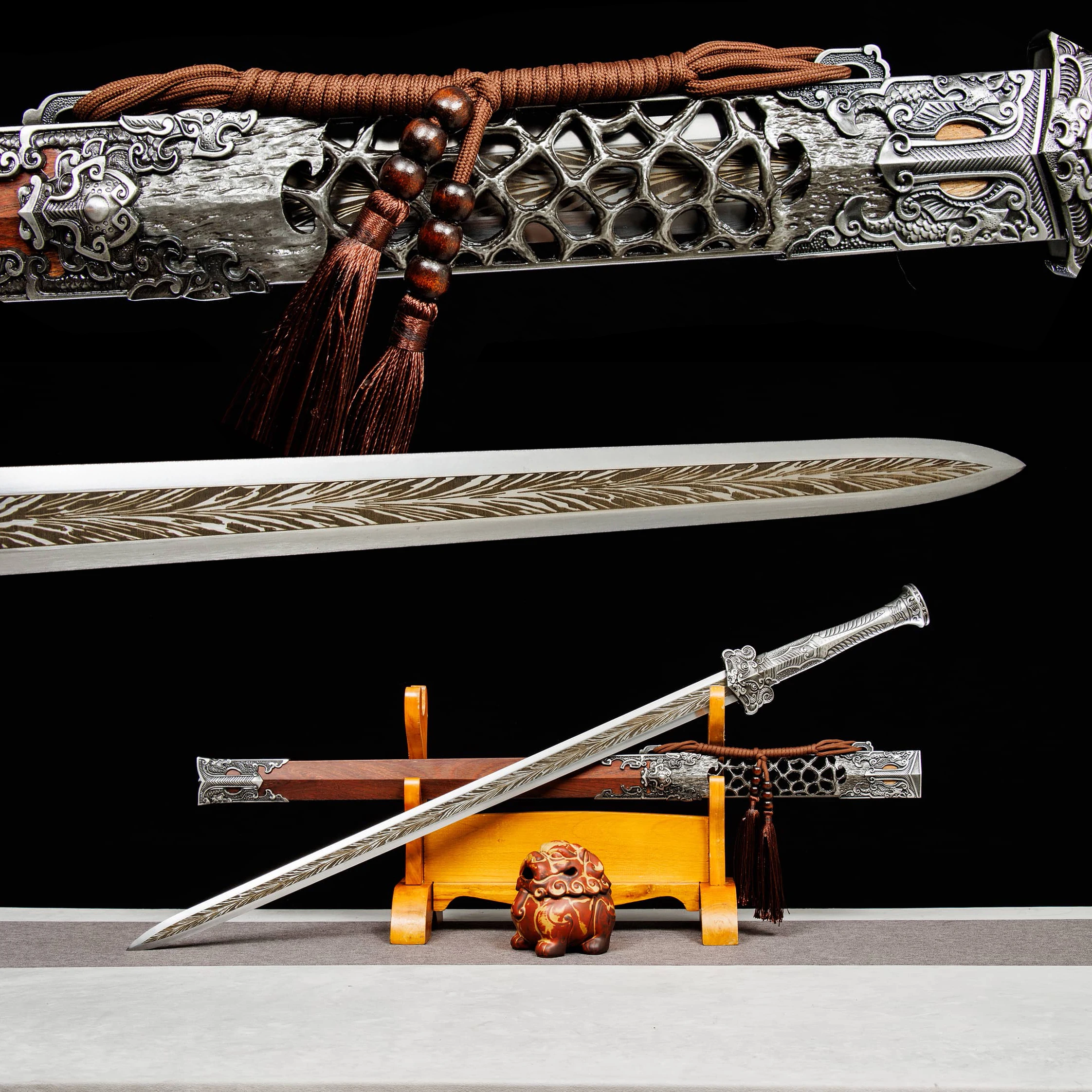 

103cm Chinese Qin King Sword Carbon Steel samurai Sword katana Sharp Weapons Battle Preparation full tang Knight Ninja Kung Fu