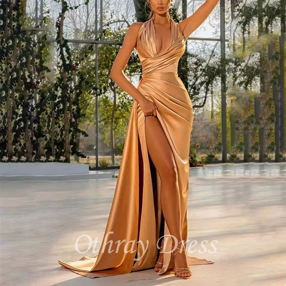 Sexy Sheath Halter Neck Prom Dresses Chic Pleats Party Dresses With Slit Evening Dress Long Vestidos De Fiesta فساتين السهرة