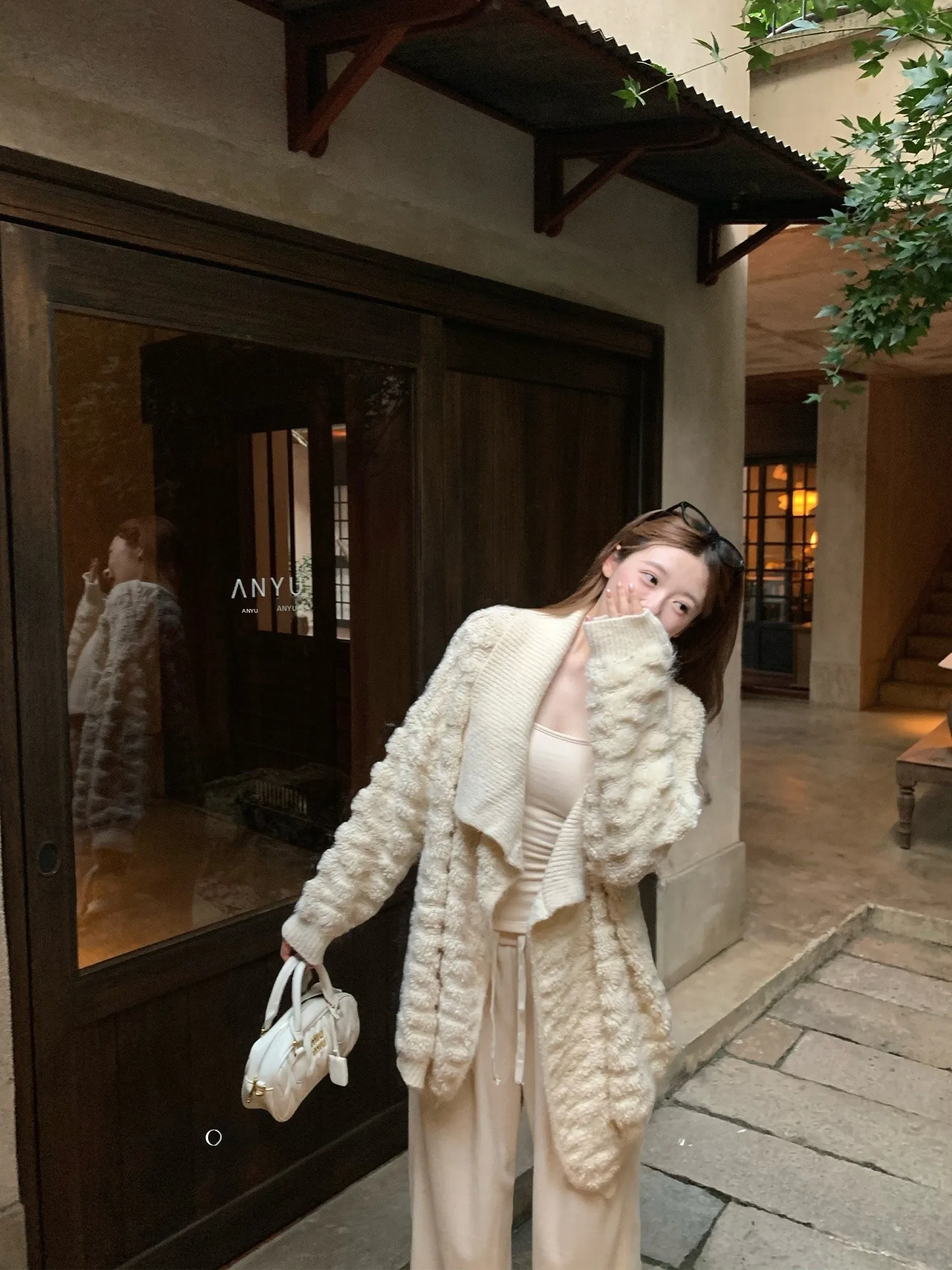 

OKJJ Lazy Style Atmosphere White Knitted Open Cardigan Women's Korean Personality Match All Loose Fur Outerwear Sweater