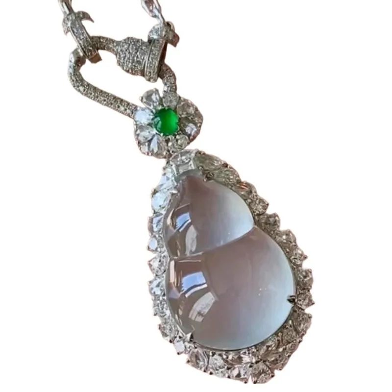 

Ice species white ice gourd jadeite pendant
