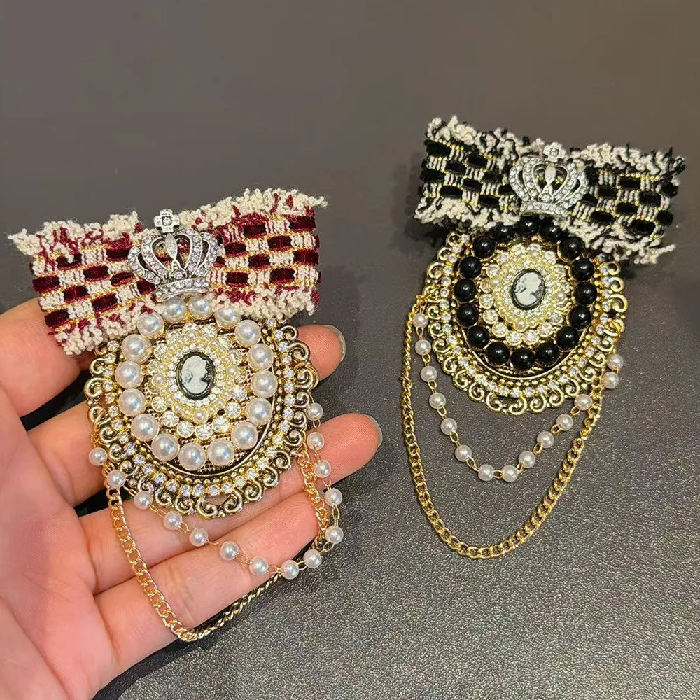 Korean Fabric Bow Brooch Crown Pearl Tassel Chain Lapel Pin Vintage Blazer Coat Sweater Fashion Jewelry for Women Gifts