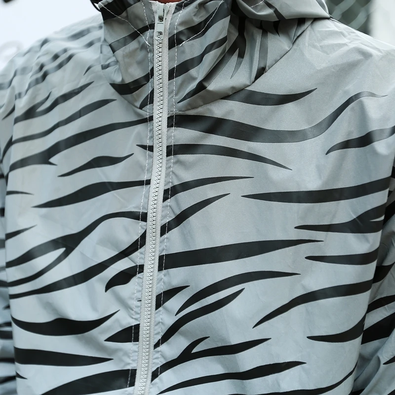 New Men Leopard zebra reflective Night shining Hooded Windbreaker Jacket hip hop Streetwear harajuku Men waterproof Hoodie Coats
