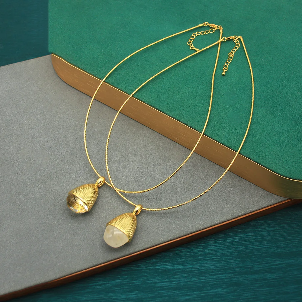 

Ожерелье с французским ретро-серебристо-белым кристаллом, женские легкие роскошные серьги, комплект элитных легких серег в роскошном стиле