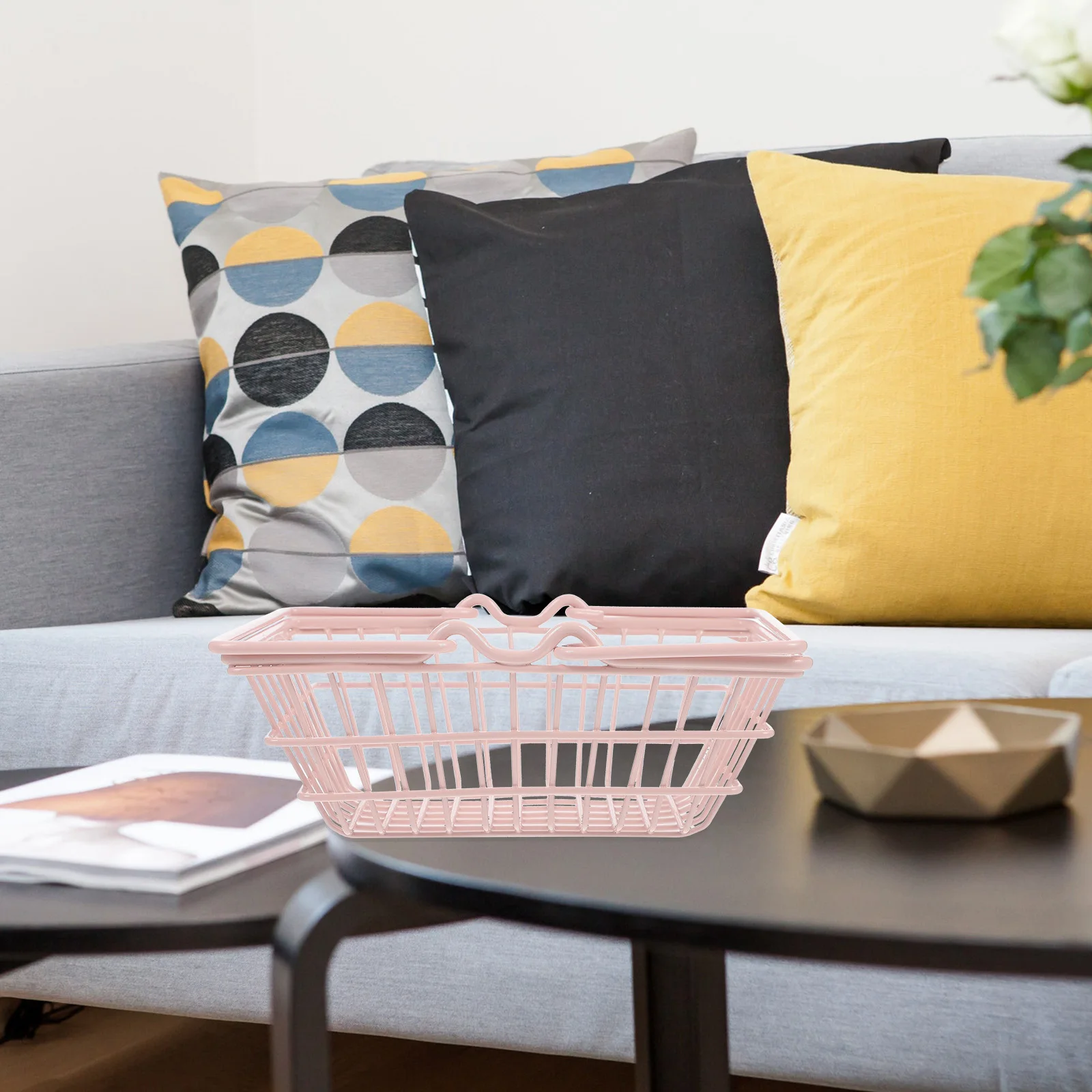 

1pc Iron Art Basket Desktop Container For Home Snacks Photo Props Sundries Organizing Basket