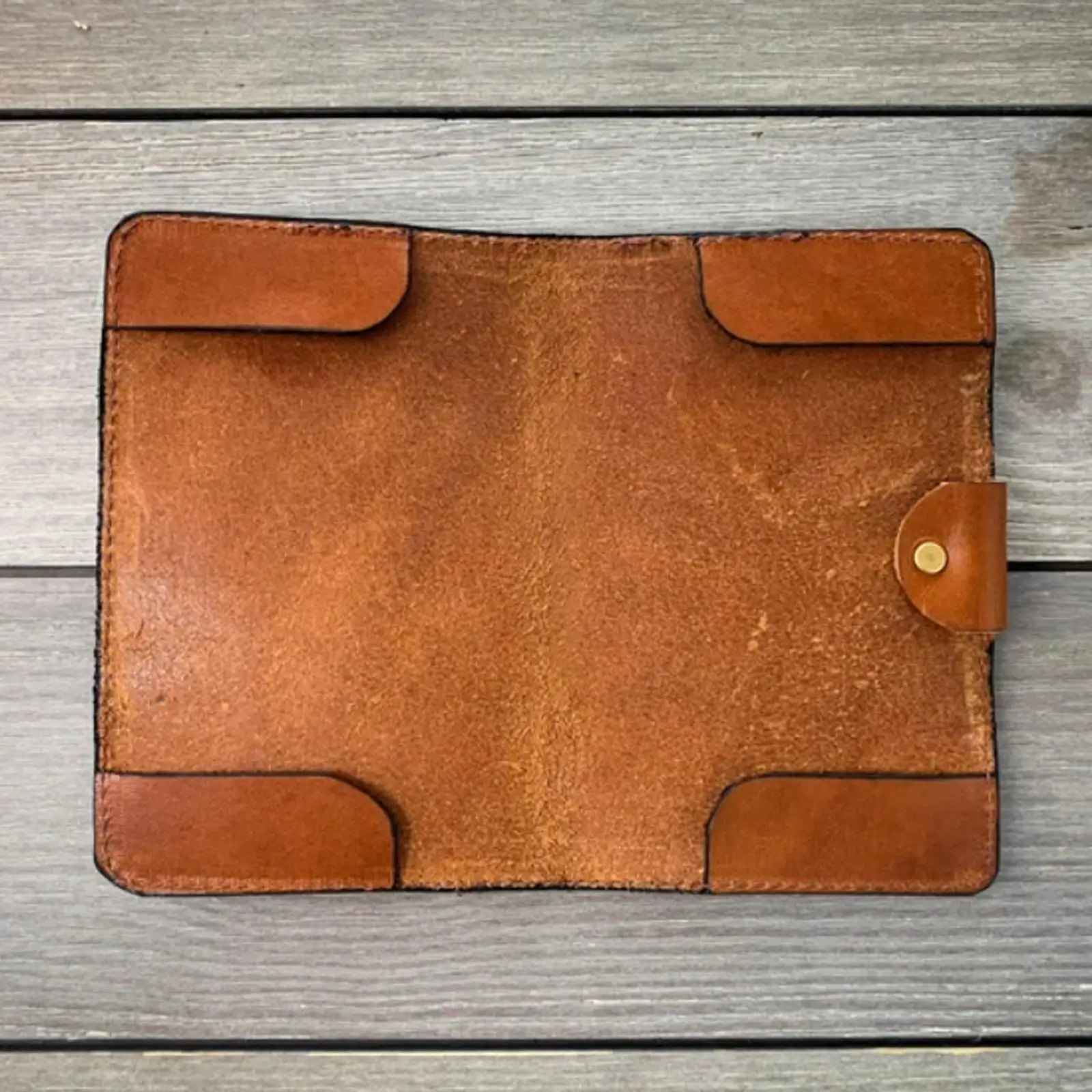 

Lightweight PU Leather Golf Scorecard Holder Waterproof Yardage Book Golf Accessories for Practice Sessions