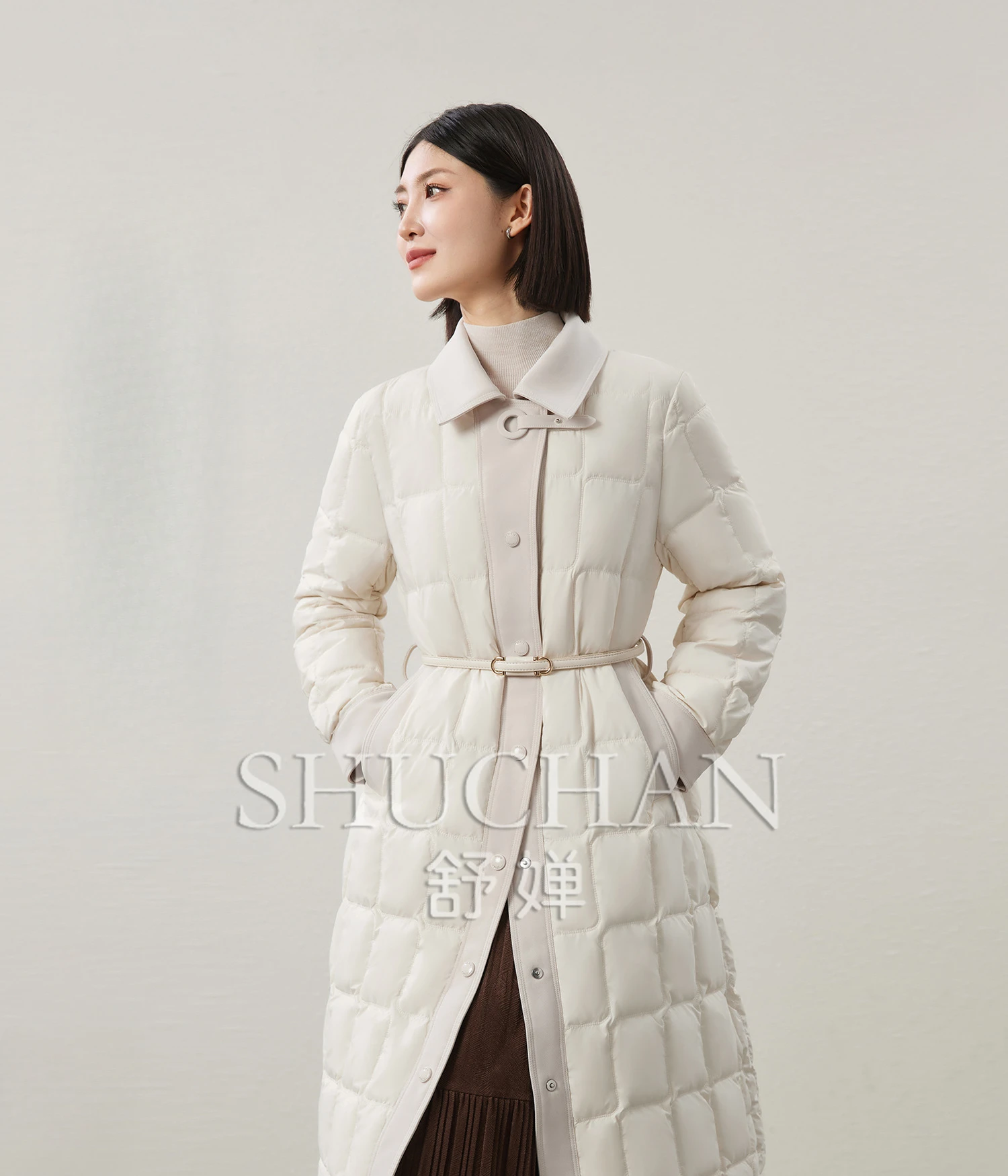 

Light Down Warmth 90% White Goose Down, Spliced with Different Materials, Medium and Long Down Jacket Women Coats