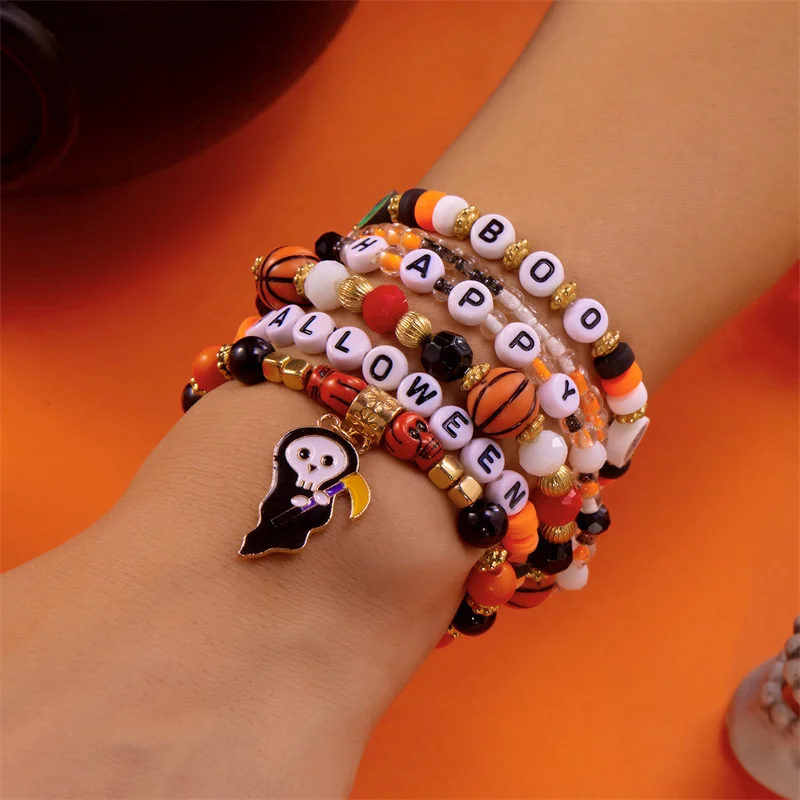 

Halloween Skull Bat Pumpkin Beaded Bracelet Set for Women Men Terrifying Ghost Skeleton Demon Hand Chain Jewelry Festival Gift