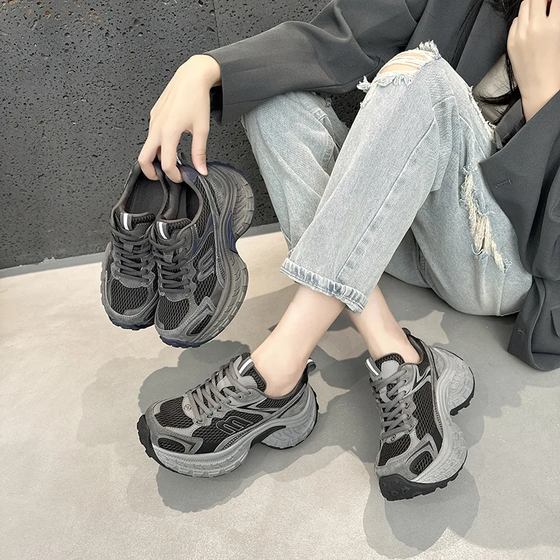 

Fashionable Thick Bottom Heightening Casual Shoes Women's Spring New Style Retro Sports Shoes Princess Style Breathable Rubbe...