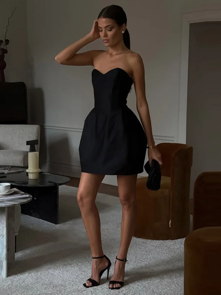 セクシーなチューブトップパーティーバッドショートドレス女性ソリッドノースリーブチューブトップバックレスAラインイブニングドレス女性ファッション春ローブ