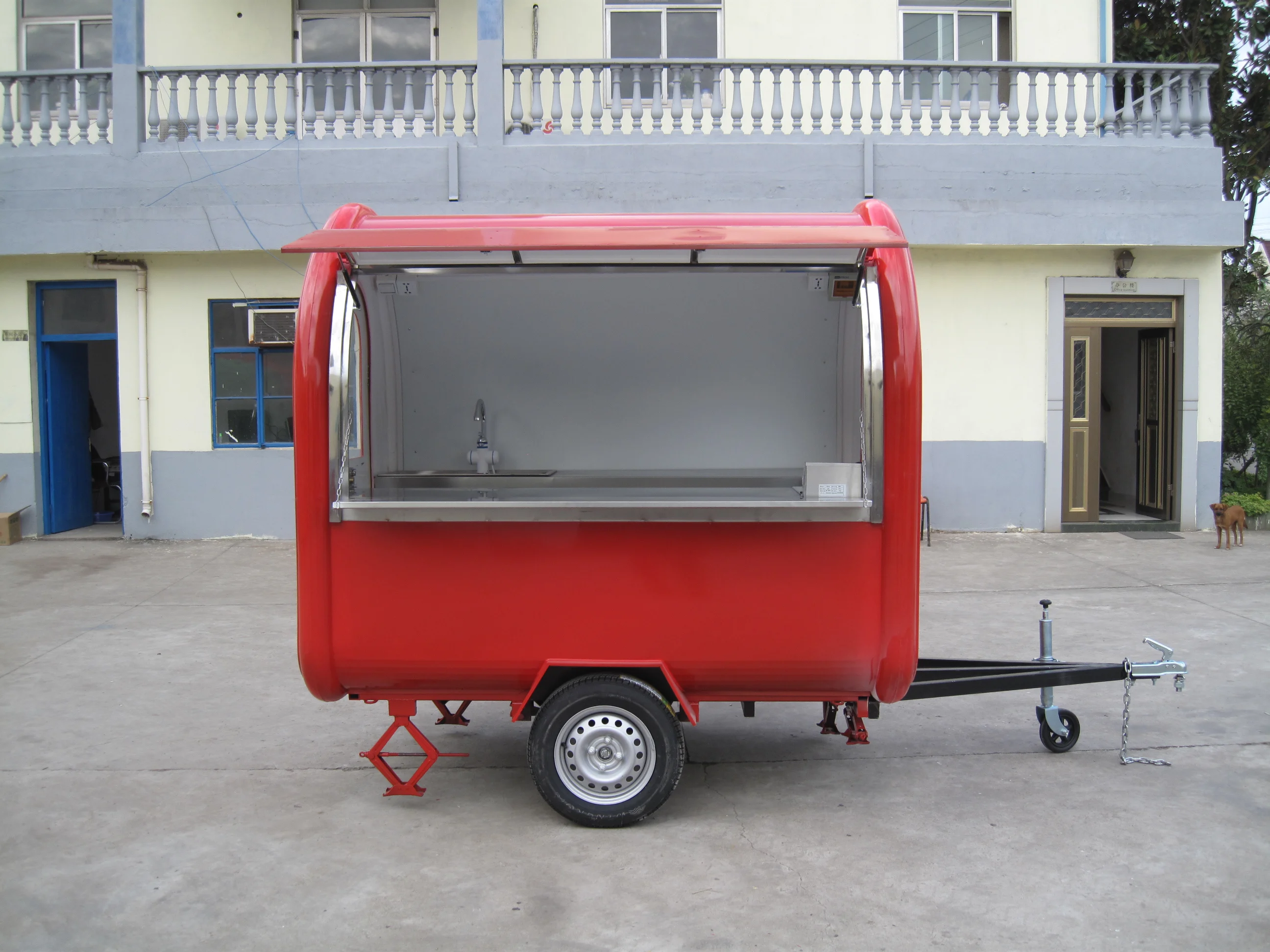 2023 Christmas Mobile Remorque Food Truck for Sale in Dubai Stainless Steel Fast Food Trailer with CE Certificate Promotion