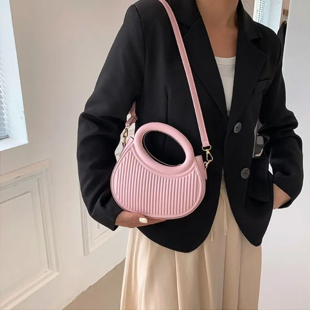 Fashion Women Shoulder Bag Armpit Bag Design Underarm Bag Pleated Saddle Bag Solid Color Messenger Bag Purse Handbags