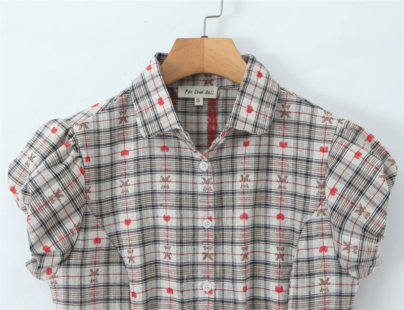 Damesblouse 2026 Lente Nieuw Geruit Print Kort Puffmouw Blouse met Volantdetail en Tailleband Casual Mode Veelzijdig