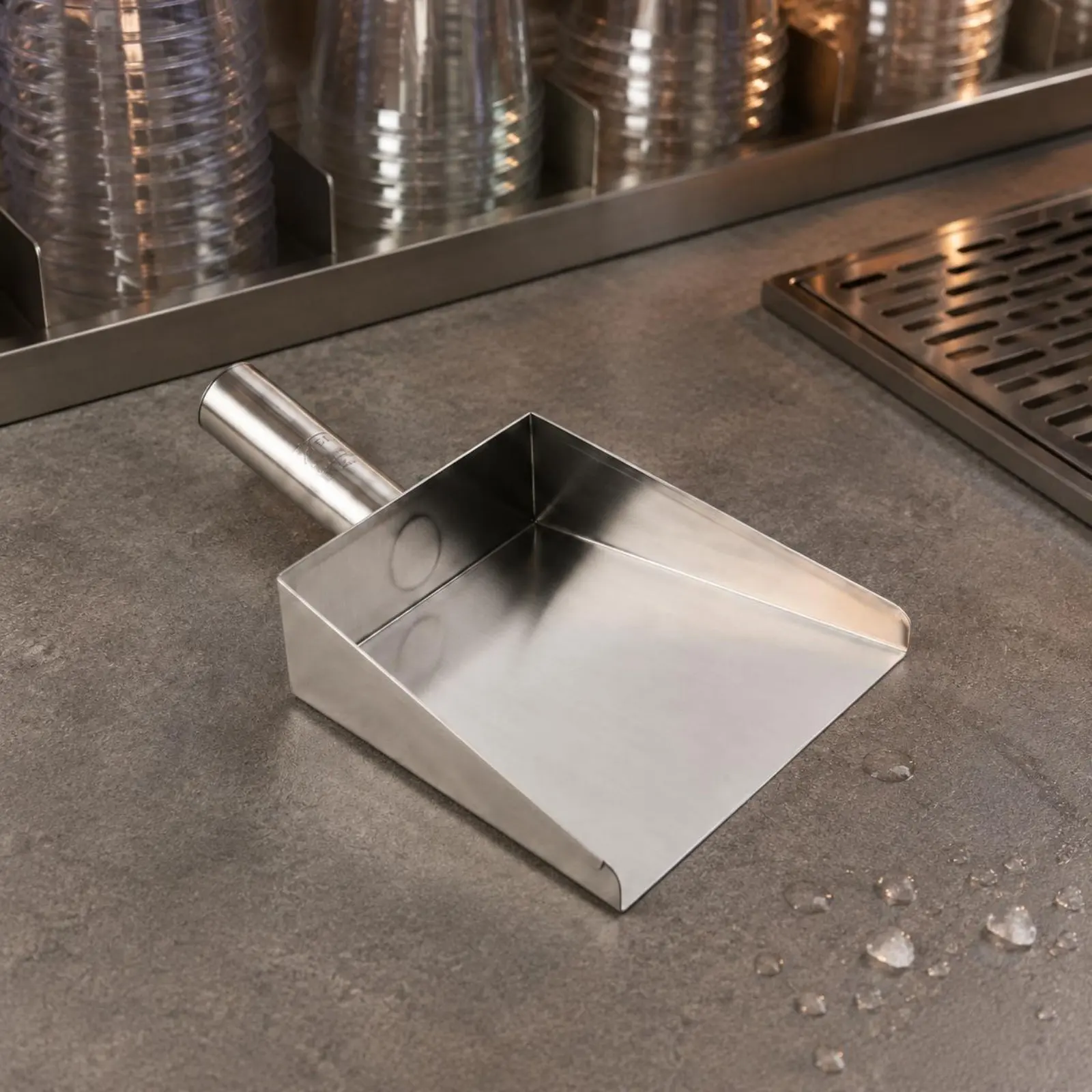 304 Stainless Steel Ice Scoop Commercial Grade Square Ice Shovel Kitchen Tool Heavy Duty Easy to Clean for Shop Owners