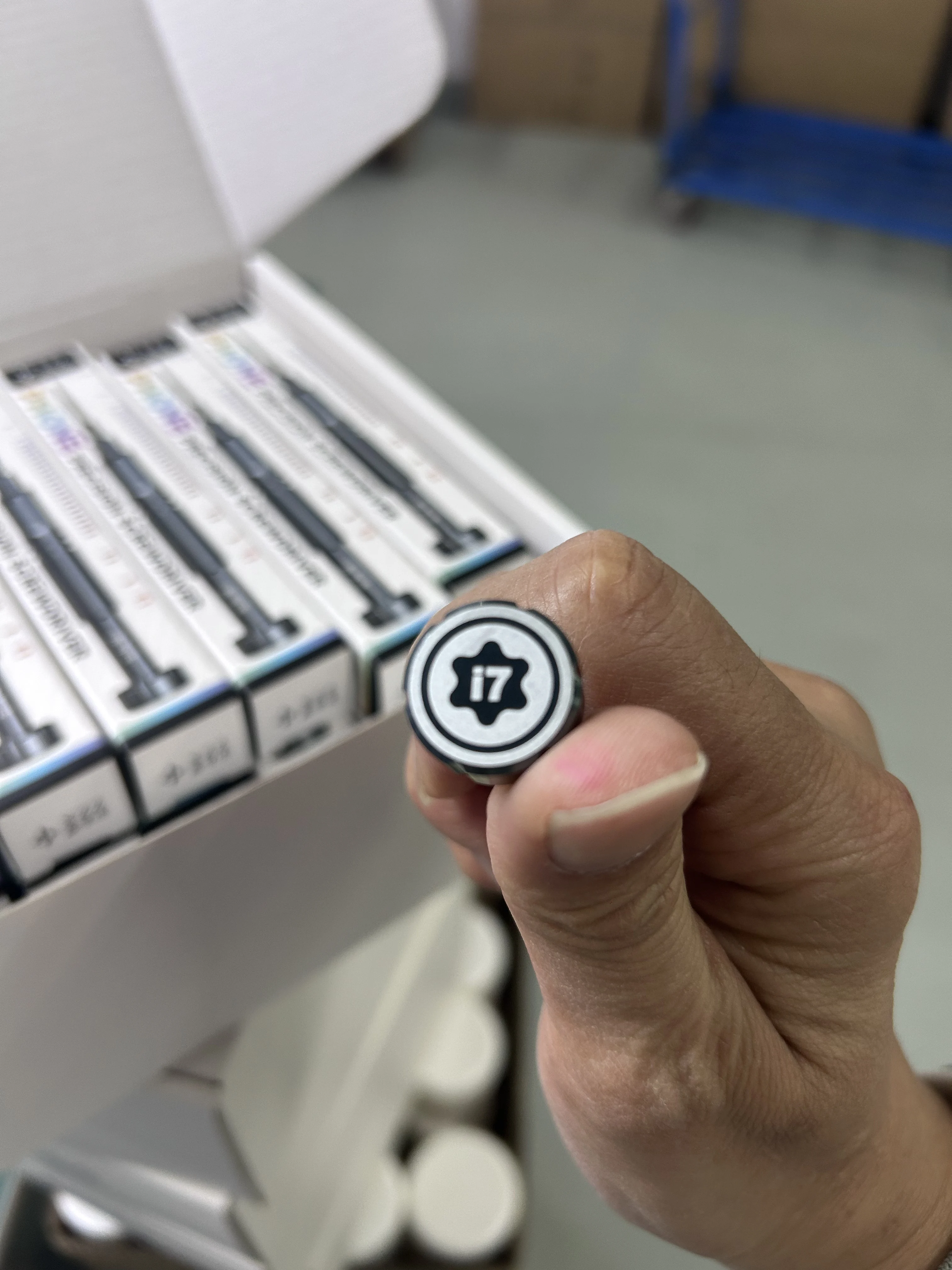 XZZ T5 مفك برغي دقيق i7 مجموعة أدوات آيفون 17 سلسلة الذيل التوصيل مفك مغناطيسي قوي الهواتف المحمولة PCB إصلاح