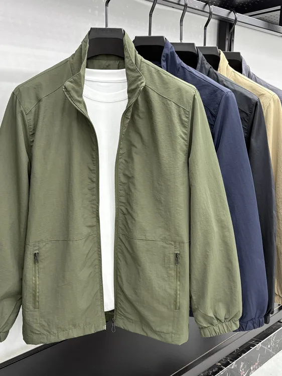 

Облегающая повседневная однотонная куртка с воротником-стойкой, верхняя одежда для мужчин, осенняя тонкая одежда, универсальный простой дизайн, деловая одежда