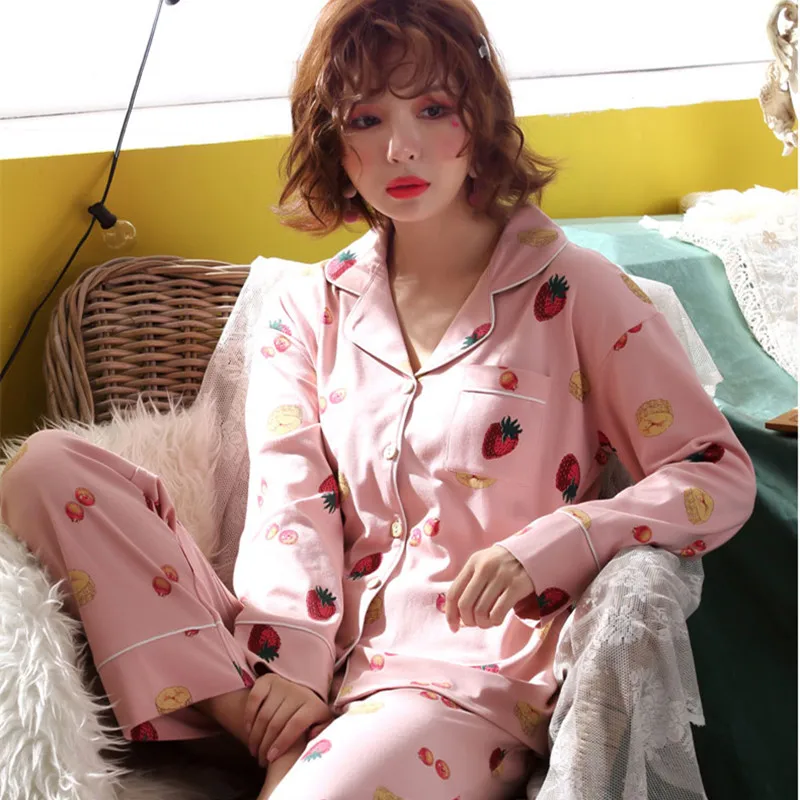 

Ultra-Soft Strawberry Floral Print Pajama Set Long-Sleeve Lapel Top With Pockets And Long Pants Fit Women's Homewear Nightwear