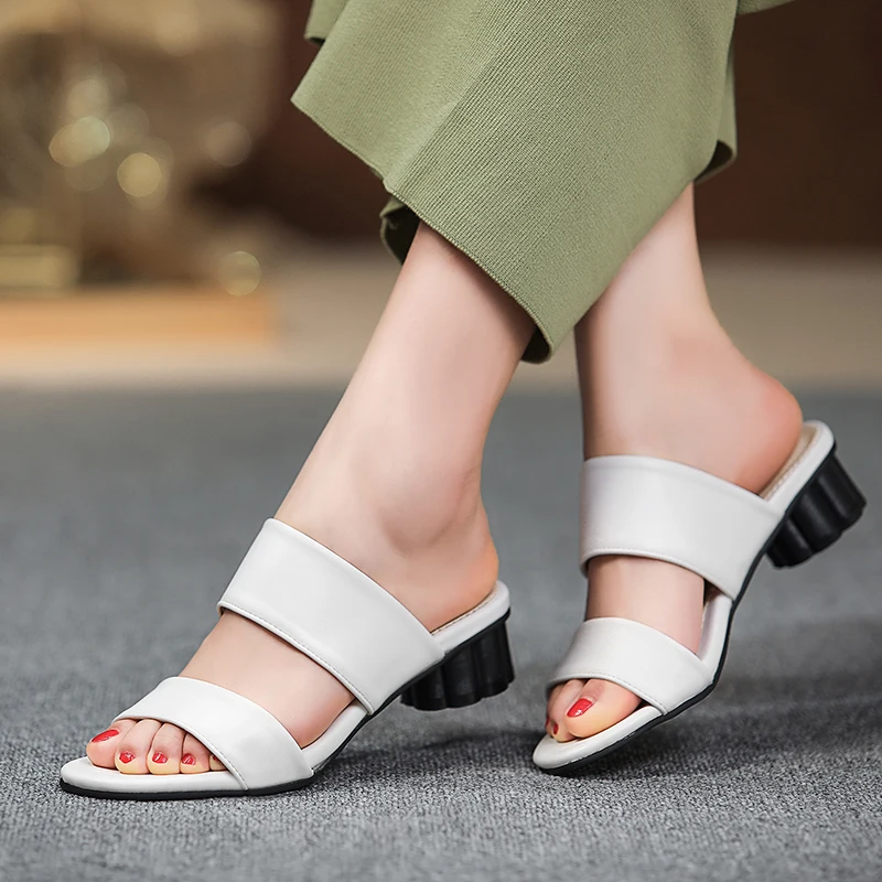 Casual Women\'s Slippers Summer Mules Shoes Square Low Heel White Sandals Female Flip Flop Outdoor Slides Shoes Large Size 48
