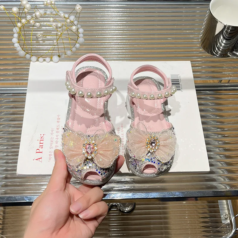 Girls' Sandals 2024 Summer New Kid's Rhinestone Shining Children's Princess Shoes Soft Sole Anti Slip Hollow Sandals