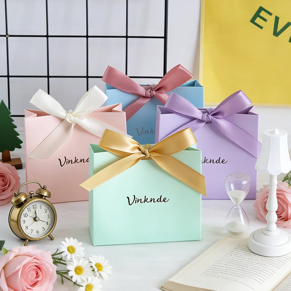 

Custom Recycled Jewelry Cosmetics Packaging Gift Bag With Ribbon Handle Luxury Wedding Shopping Paper Bags With Your Own Logo