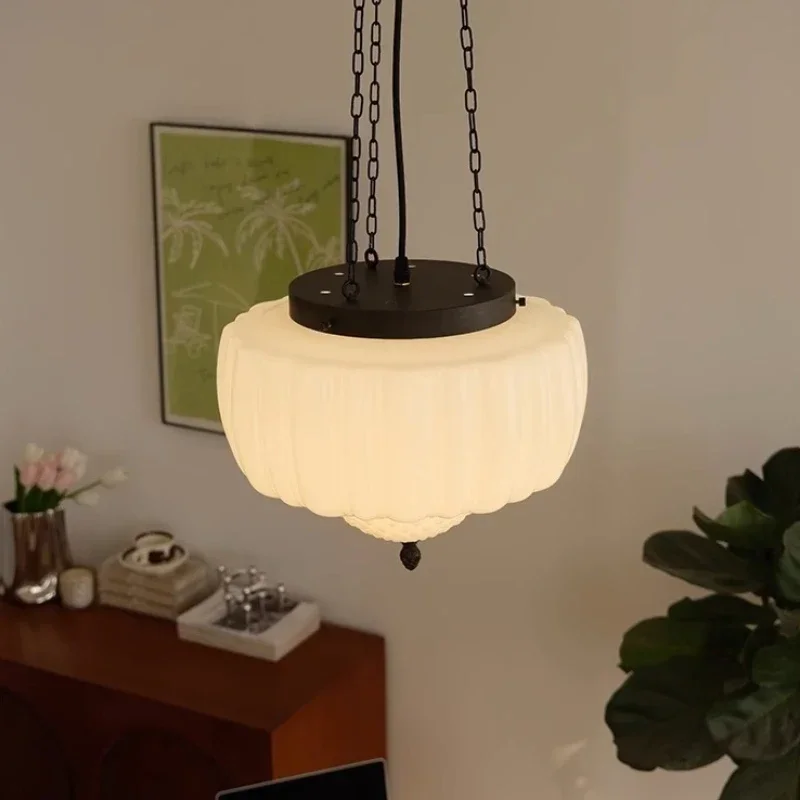 Vintage Retro szklany żyrandol Led w paski rzeźbiona lampa sypialnia salon dekoracja wnętrz nowoczesny kreatywny wystrój wisiorek światła