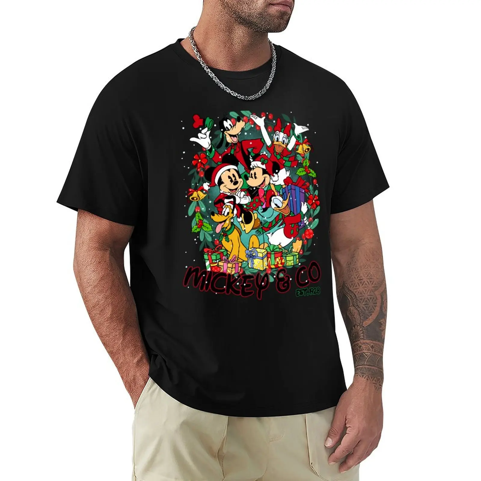 

Merry Christmas Friends Holiday Season T-Shirt street wear funny costumes vintage anime shirt oversized t shirt men
