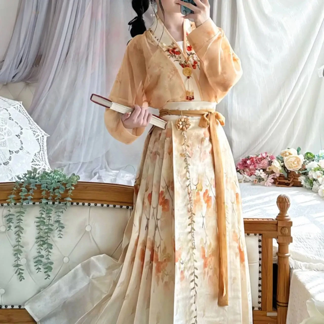 

Оригинальная китайская юбка Hanfu с изображением лошади династии Мин, Женская Китайская традиционная юбка с вышивкой, осенняя юбка с изображением лошади и пони