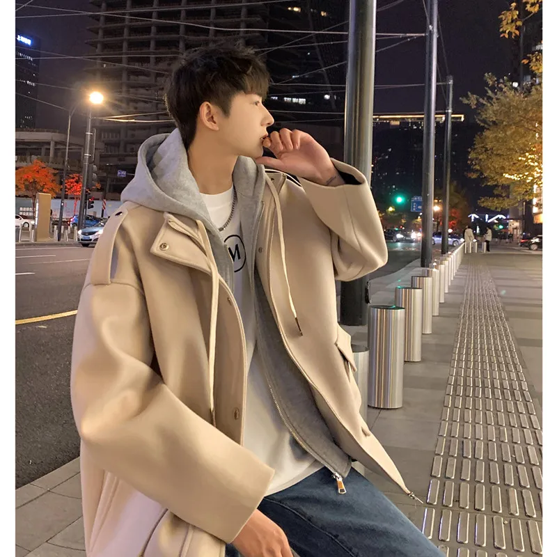 

Men's Autumnal Faionable Loose Fit Hooded 'False Two-Piece' Coat Couples Sle American Hong Kong Sle Woolen Overcoat