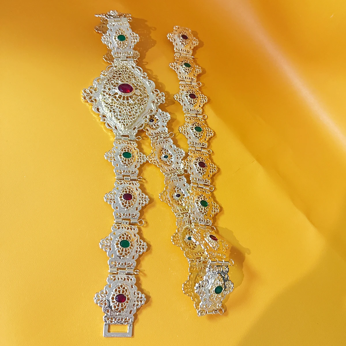 

Arabian Retro Palace-Style Metal Gold Hollow-Carved Diamond Geometric Adjustable Waist Belt For Long Dresses, Galas, Brides - Hi