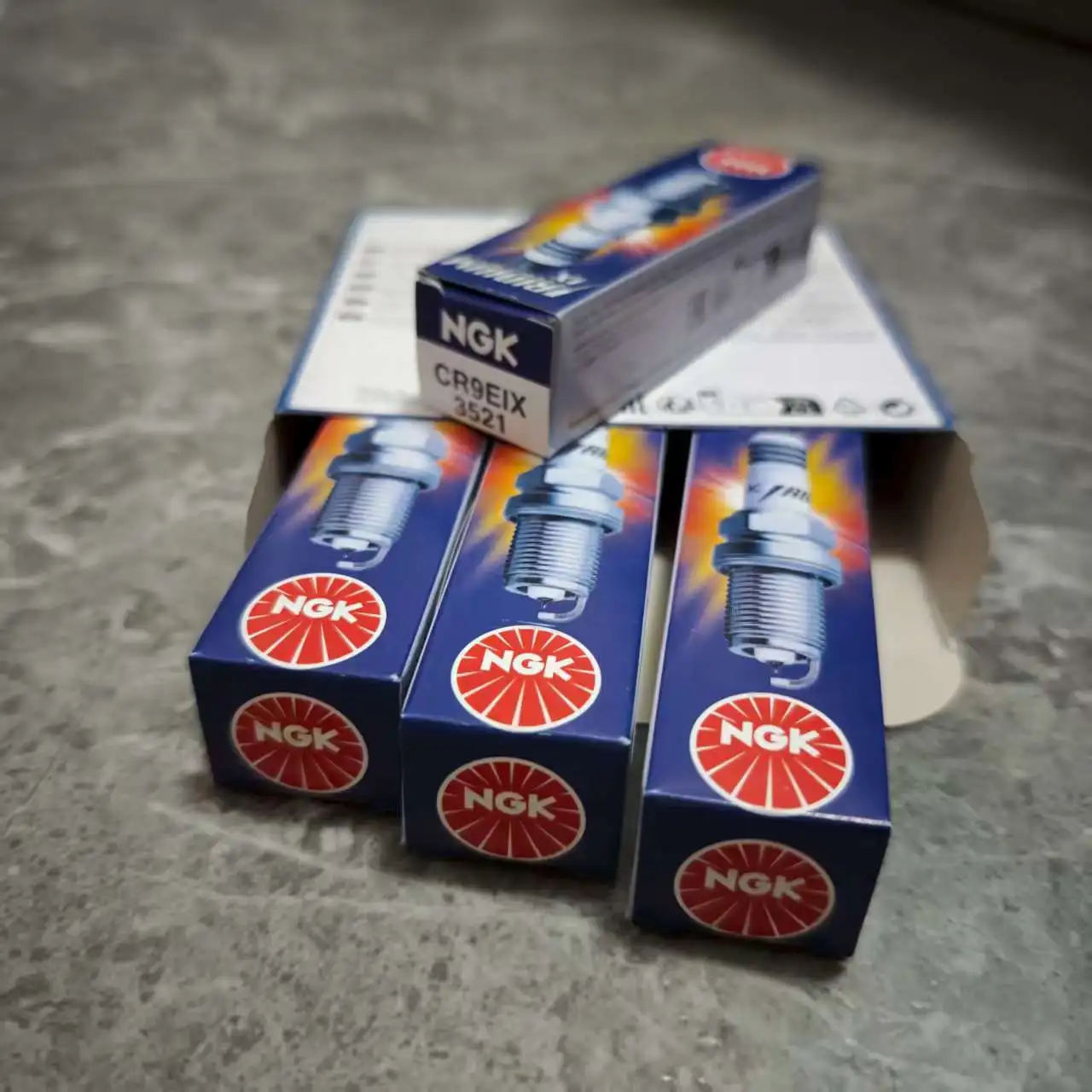 

4Pcs Motorcycle Spark Plug CR9EIX NGK 3521 Candle Replace for C9EVX CPR9EB9 CR9EIX9 CR9EVX PMR9B IU27D IU27 RG4PHP