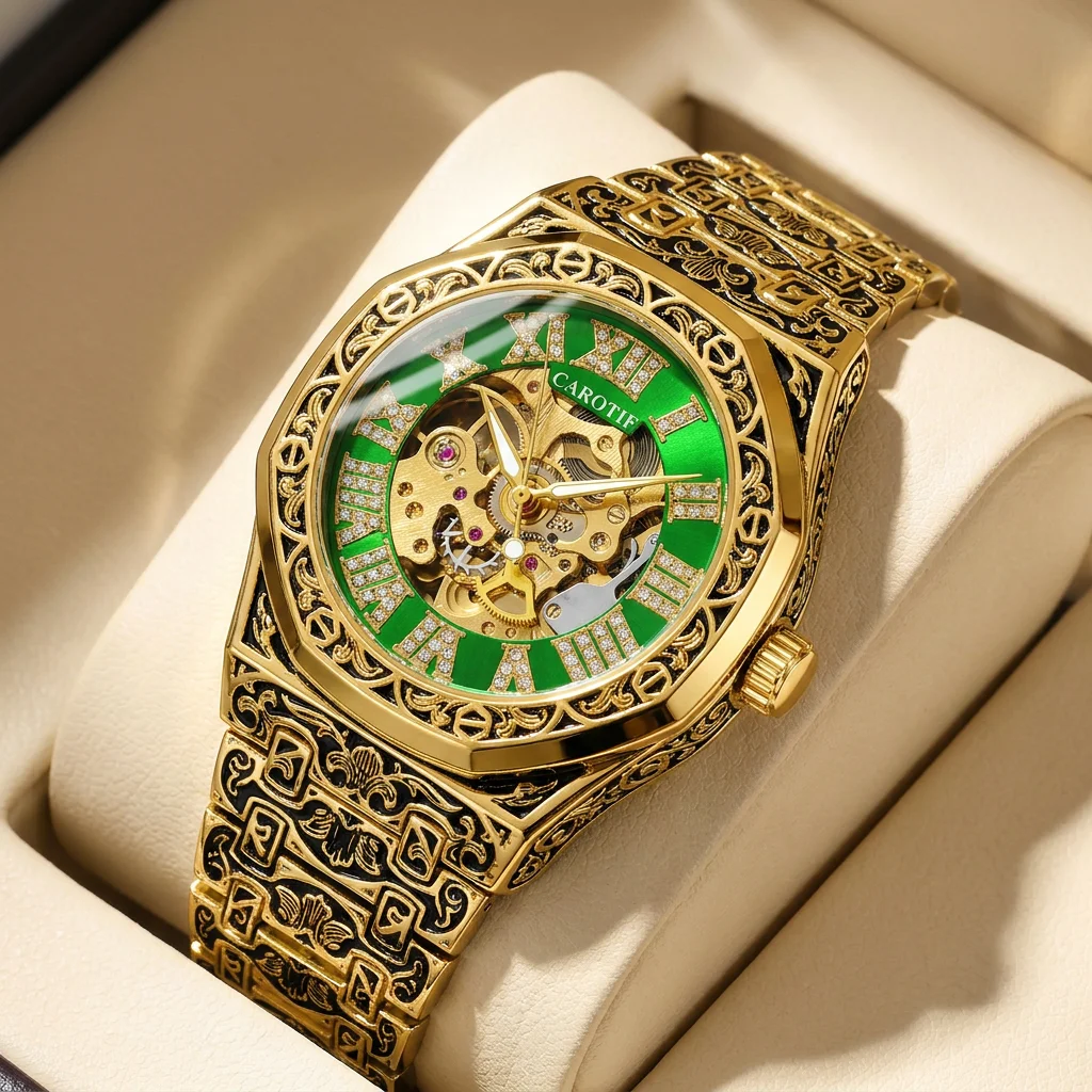 Orologio meccanico automatico da uomo, con cinturino in acciaio nero e oro, design alla moda, motivo intagliato a vista e personalizzabile.
