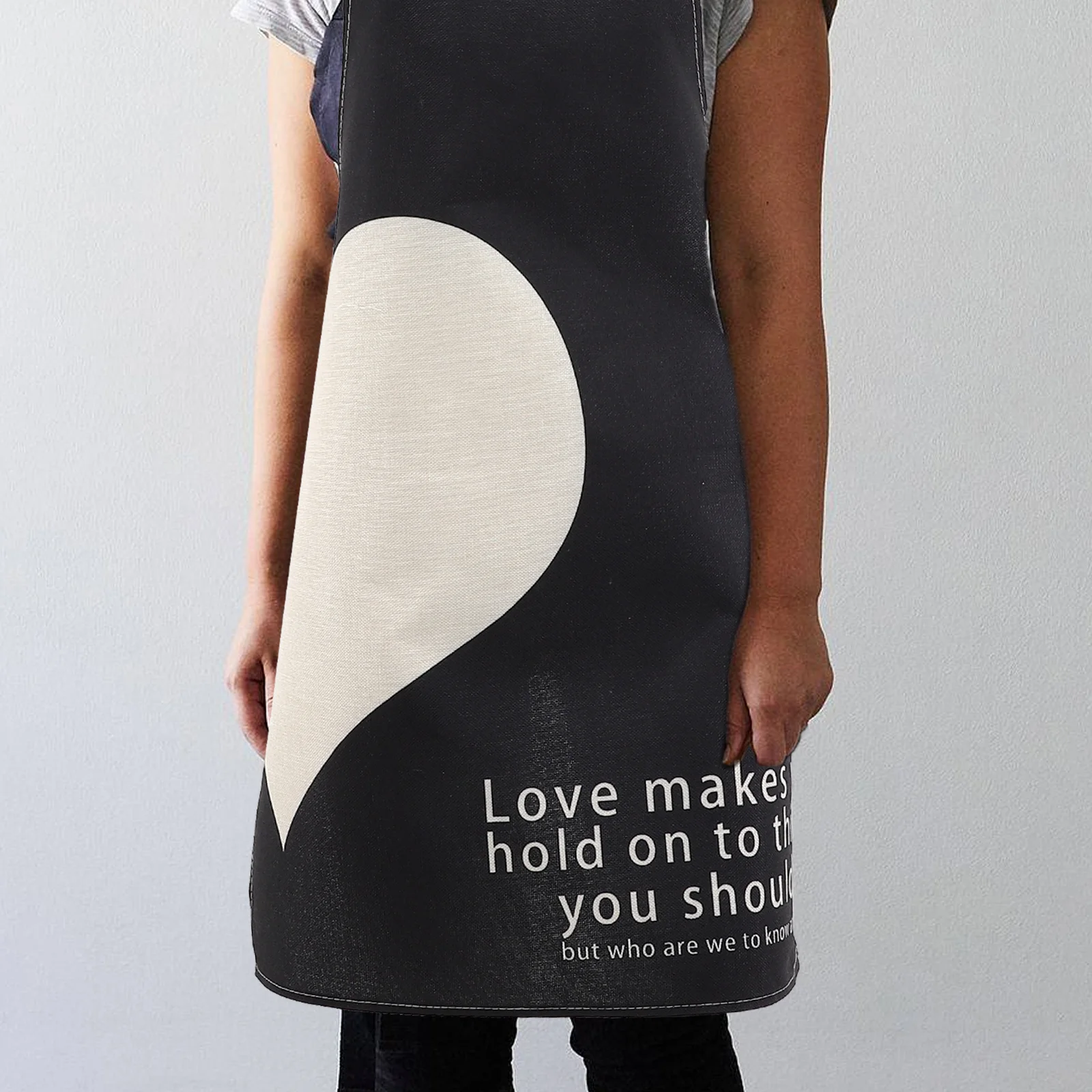 

Lovely Heart Apron Practical Kitchen Cooking Apron Oil-Proof Easy Clean Store Decorative Heart Printing Patterns