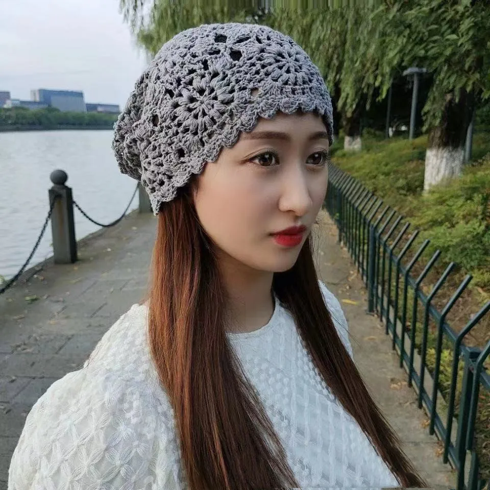 Spring and Autumn Women\'s Hollowed Out Wool Knitted Hat Women\'s Casual Beret Fashion Breathable Bun Hat Sun Visor