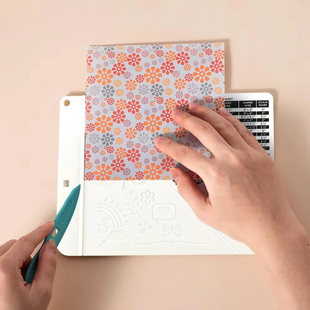Plastic Paper Trimmer Scoring Board DIY Gift Box Letter Multi-purpose Craft Paper Cutter with Measuring Grid Mini Score Board