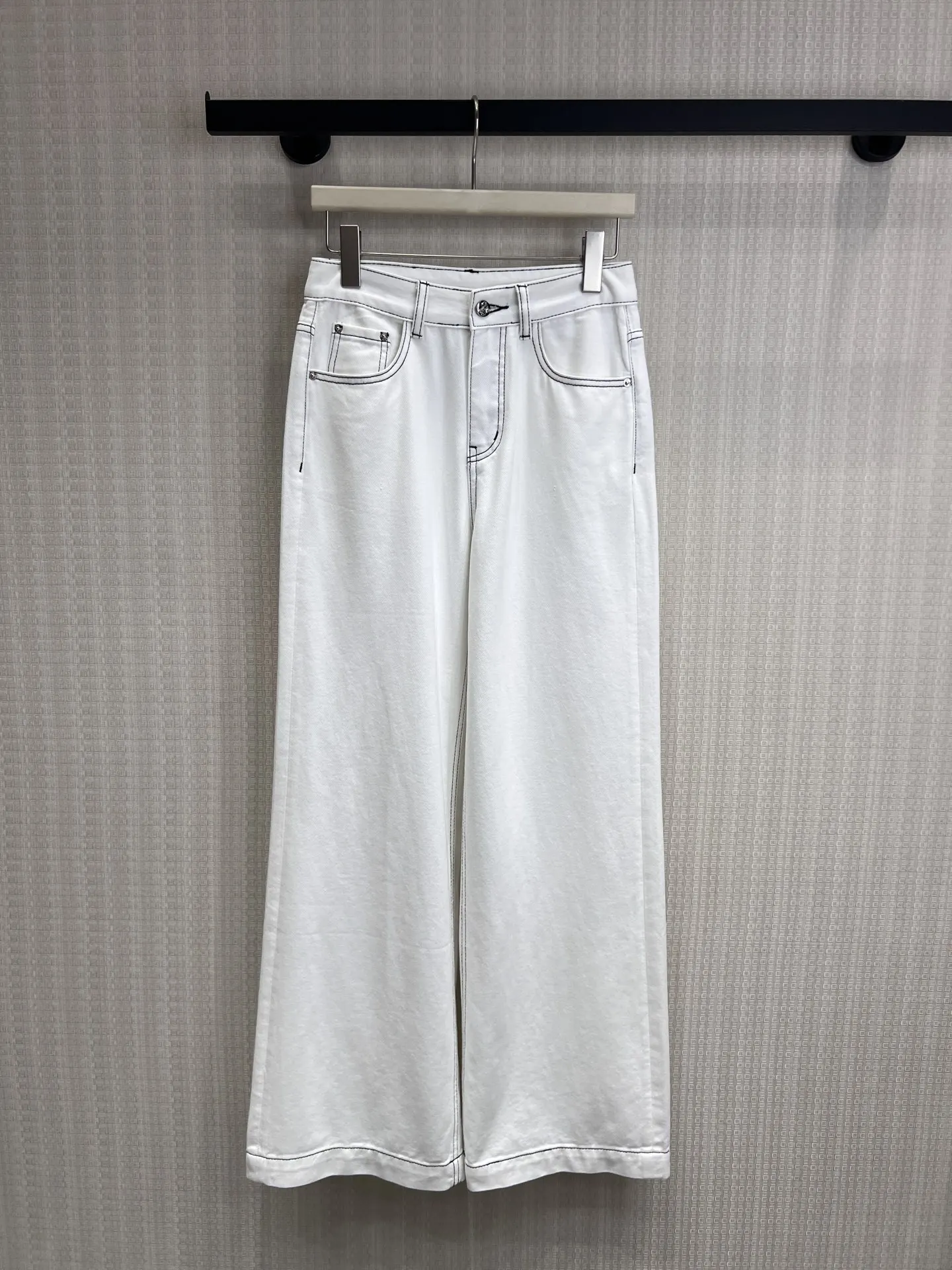 

High Waist Straight Leg Wide Leg Jeans Women's Simple Match High Waist Slimming White Denim Pants Back Pocket Embroidery
