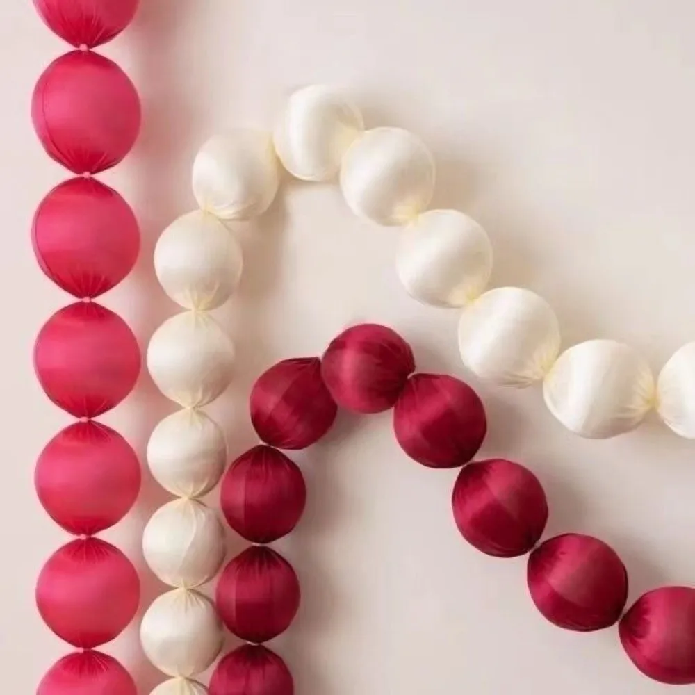 Guirlande de boules en mousse pour mariage, guirlande de boules en tissu, ornement fait main, décoration lisse, ballons en mousse, ornements suspendus pour célébration