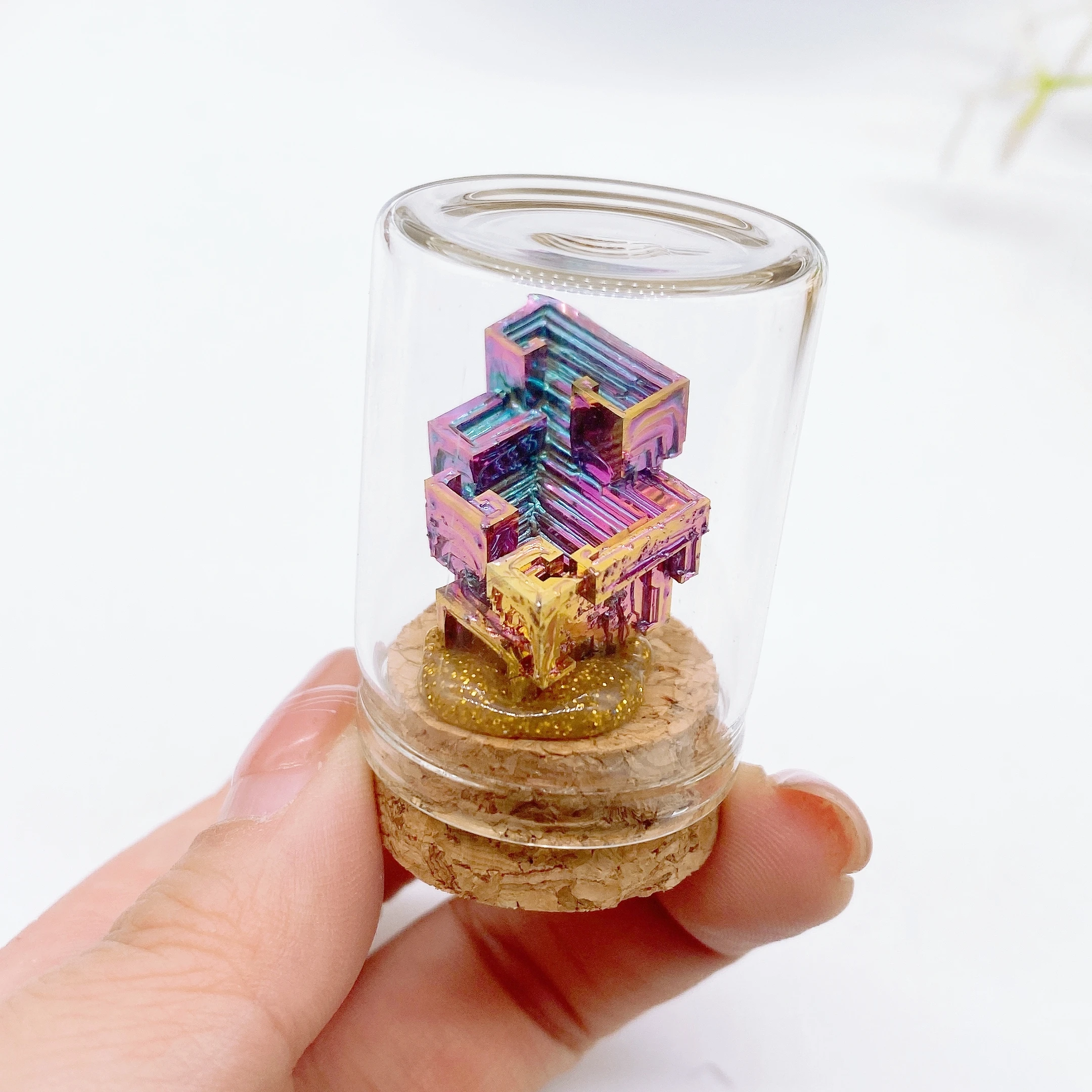 1PC Natural Metal Stone Irregular Bismuth Ore Specimen Glass Wishing Bottle Raw Mineral Home Decoration Teaching Materials Gift