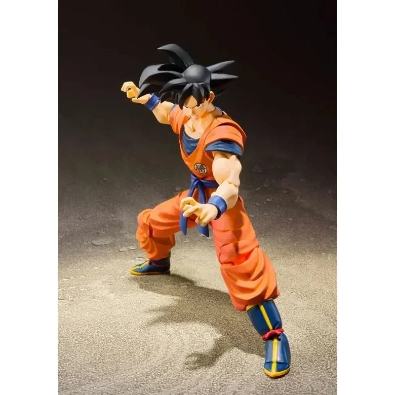 W magazynie Oryginalna figurka akcji Bandai Dragon Ball Z SHF A Saiyan Raised On Earth Son Goku 2.0 Anime Figurka akcji Zabawki Kolekcja modeli Prezenty