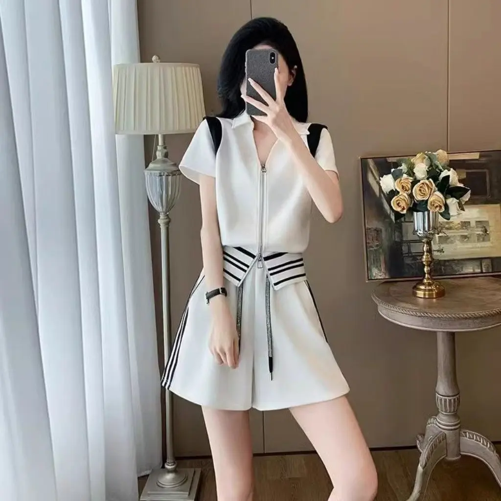 

Women's Casual Sports Suit Summer New Design Fashion Contrast Color Short-Sleeved Two-Piece Set Stylish Trendy