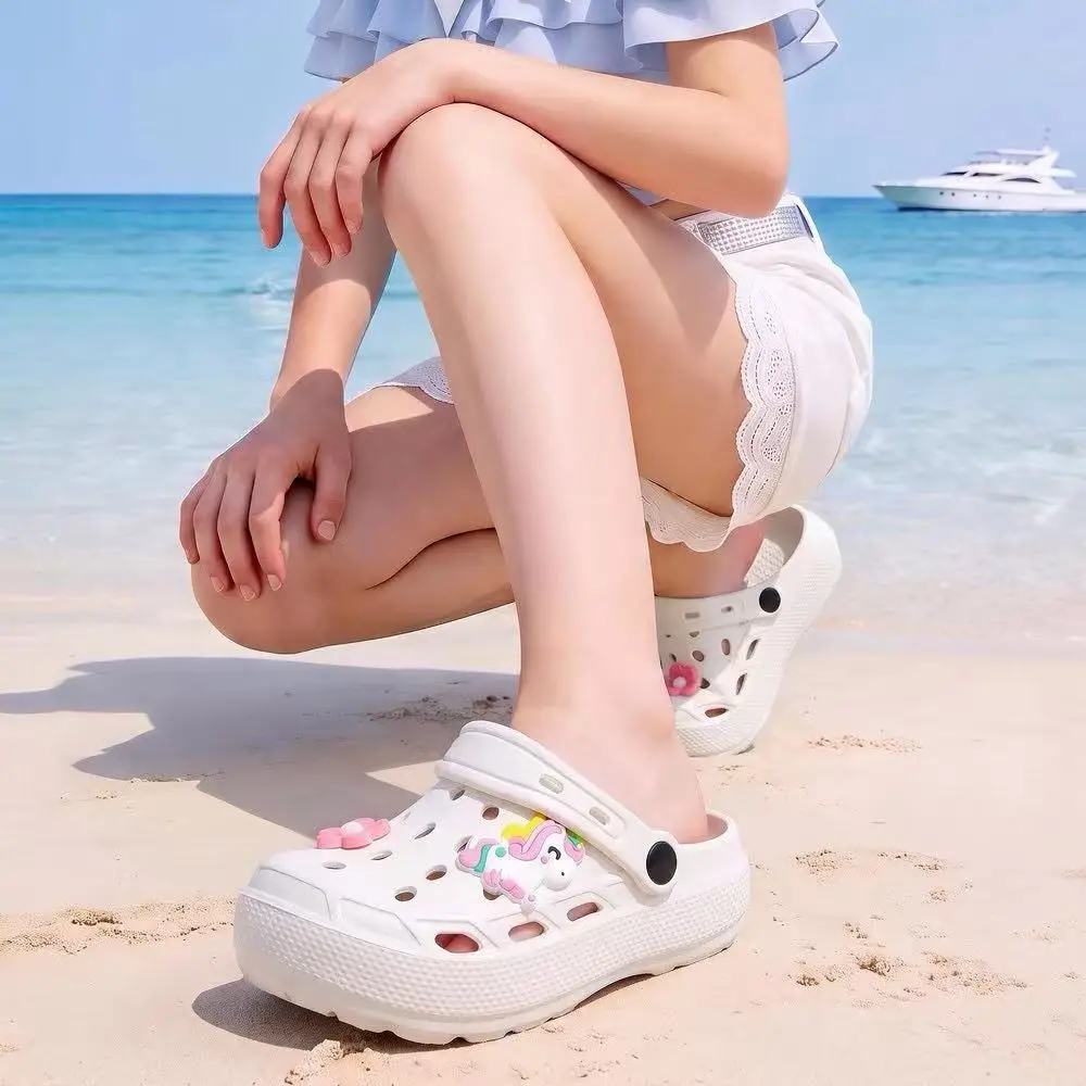 Mädchen-Hohlsandalen aus EVA mit niedlichem Einhorn-Dekor, verstellbarem Riemen, zum Hineinschlüpfen, leichte, bequeme, lässige Alltagsschuhe für das Wasser. – Detail 3