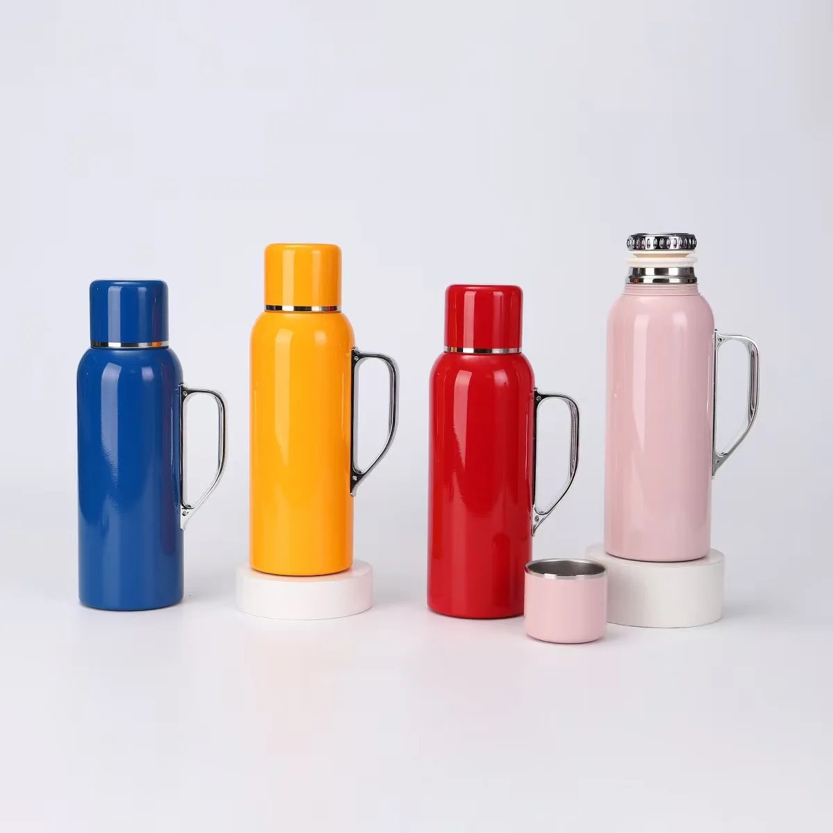 Large Coffee Thermos for Hot Drinks Stainless Steel Thermoses Vacuum Insulated Bottle With Cup Handle Temperature Display 800ml