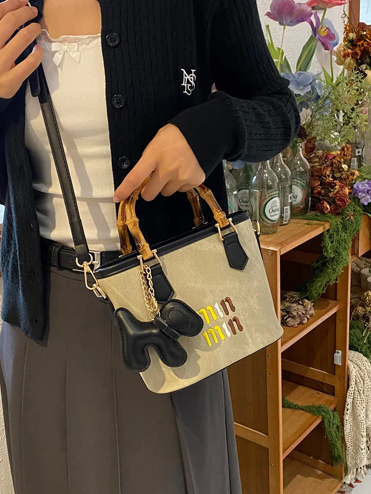 

This year's popular small bags ladies 2025 new high-end designer luxury all-match messenger bag slub handbag bucket bag trend