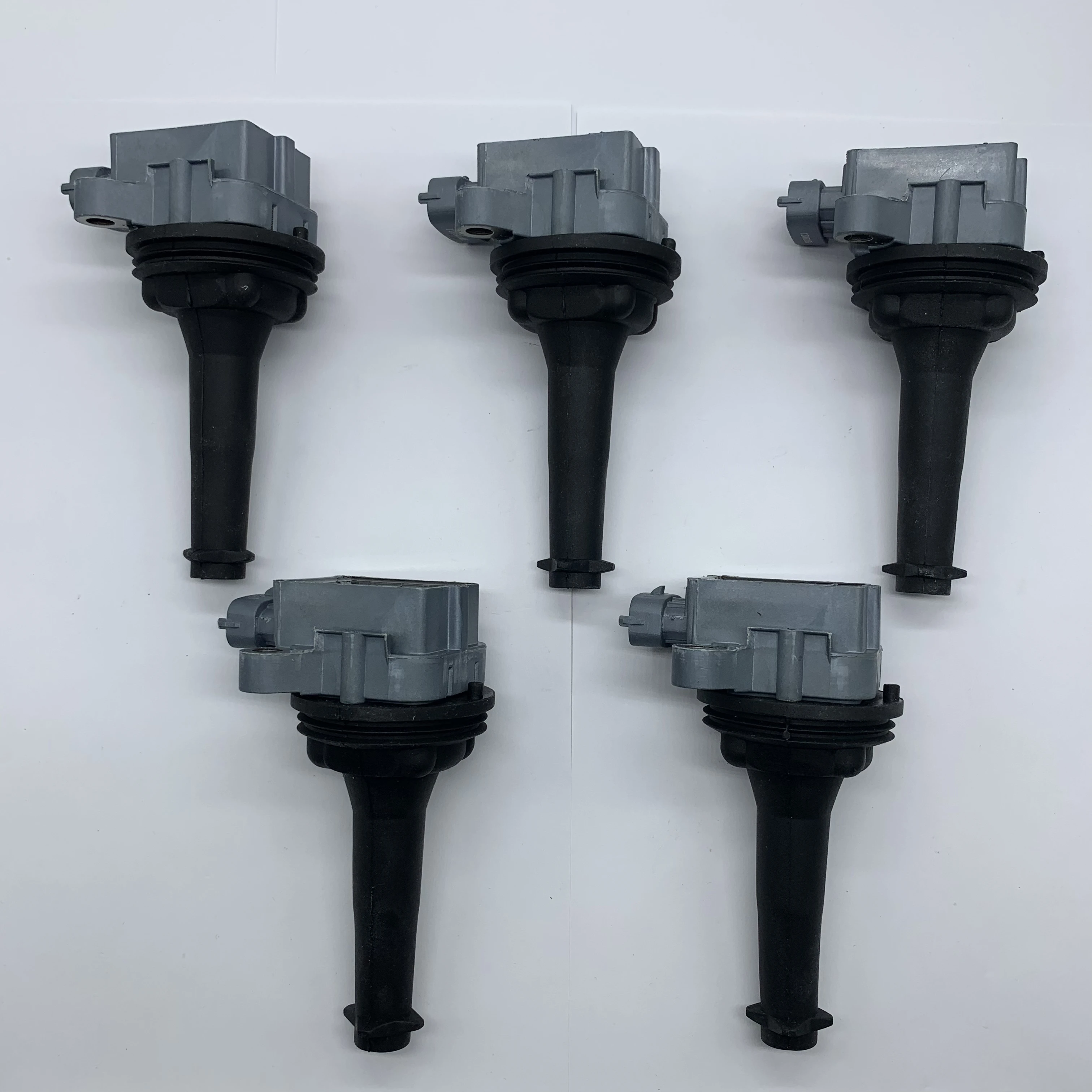 

1/5 Pcs High performance Ignition Coils 9125601 0221604008 0221604010 30713416 3071346 For Volvo S40 S60 V70 C70 S80 XC90