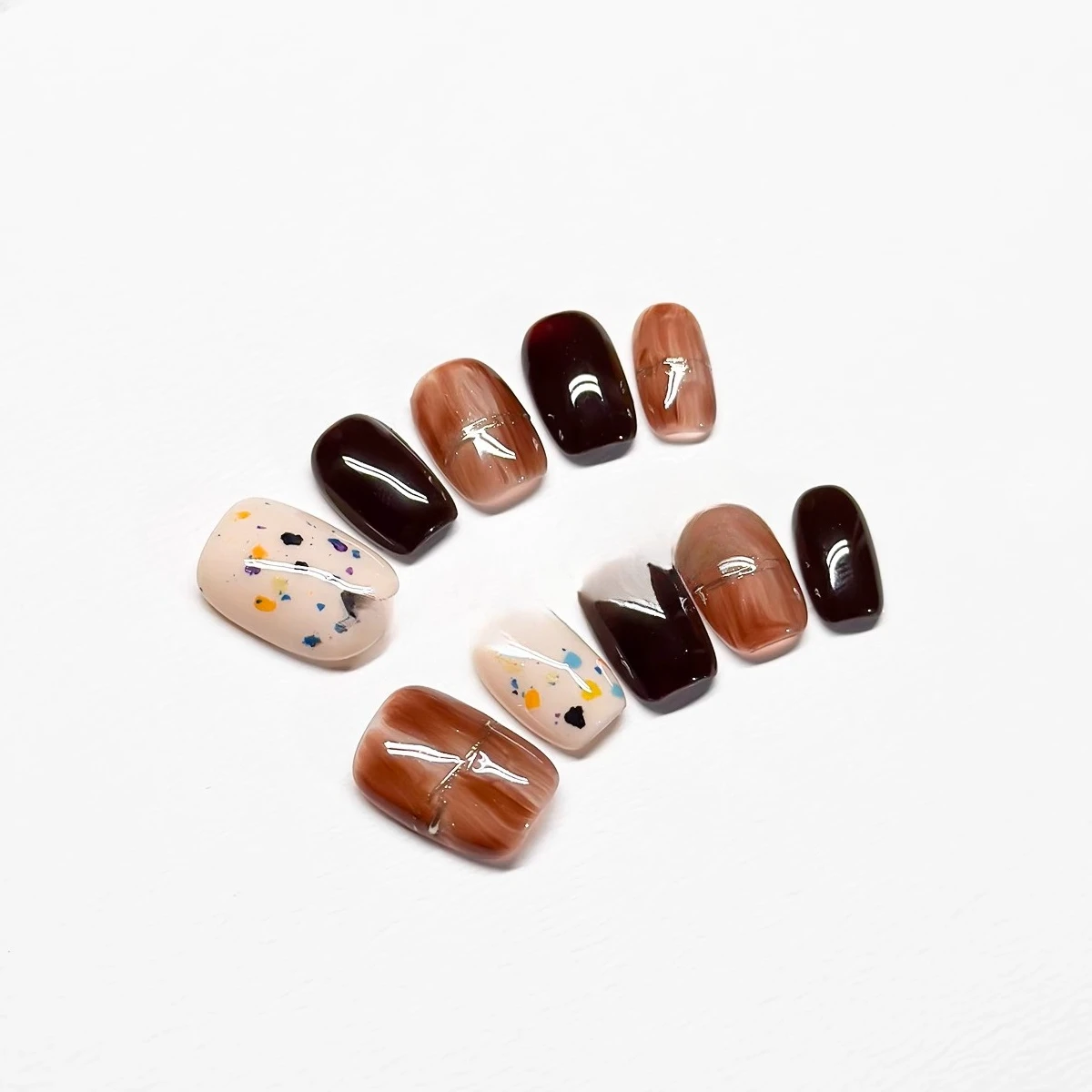 

Late Maple Deciduous Maillard Pure Handmade Wearing Nail Gentle Temperament Short Premium Nail Patch Custom Products
