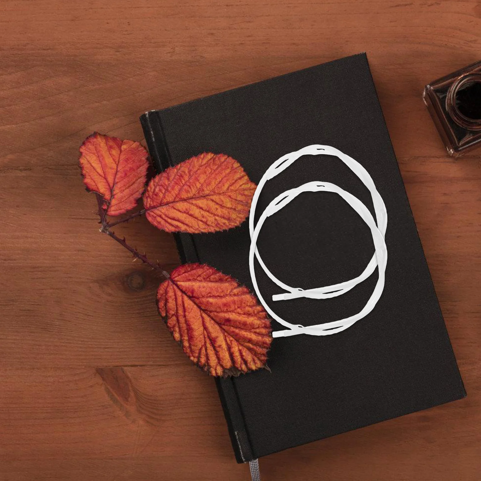 150 قطعة 2 مللي متر شرائط الراتنج تذوب الساخنة الأبيض التصاق قوي ألبوم الكتاب المدرسي ملزمة شرائط الغراء الحراري مكتب المدرسة #1