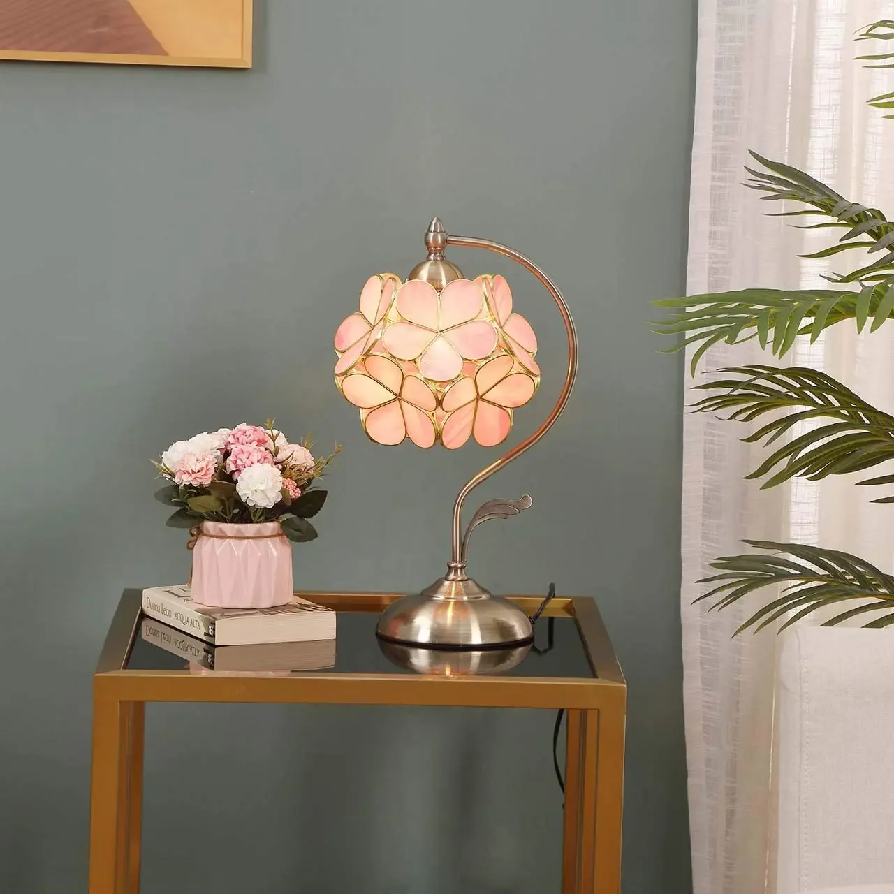 Cherry Blossom Style Stained Glass Petal Vintage Brass Base, Antique Desk Lamp, Tiffany Flower Lampshade Table Lamp