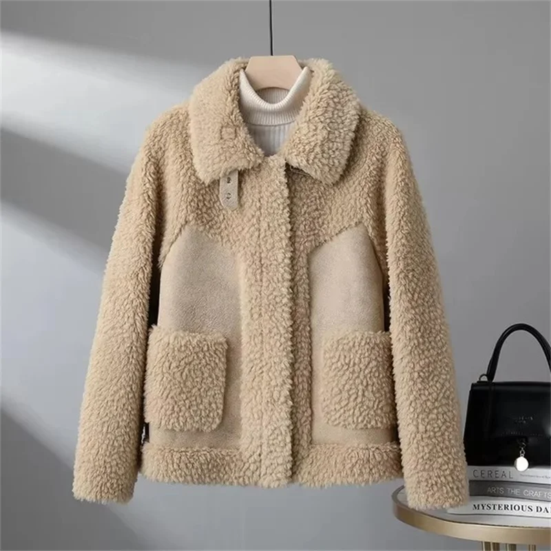 2025 New Winter Short Lambswool Jacket Women Fashion Granular Shearling Coat Female Turndown Collar Zipper Outerwear Ladies Tops