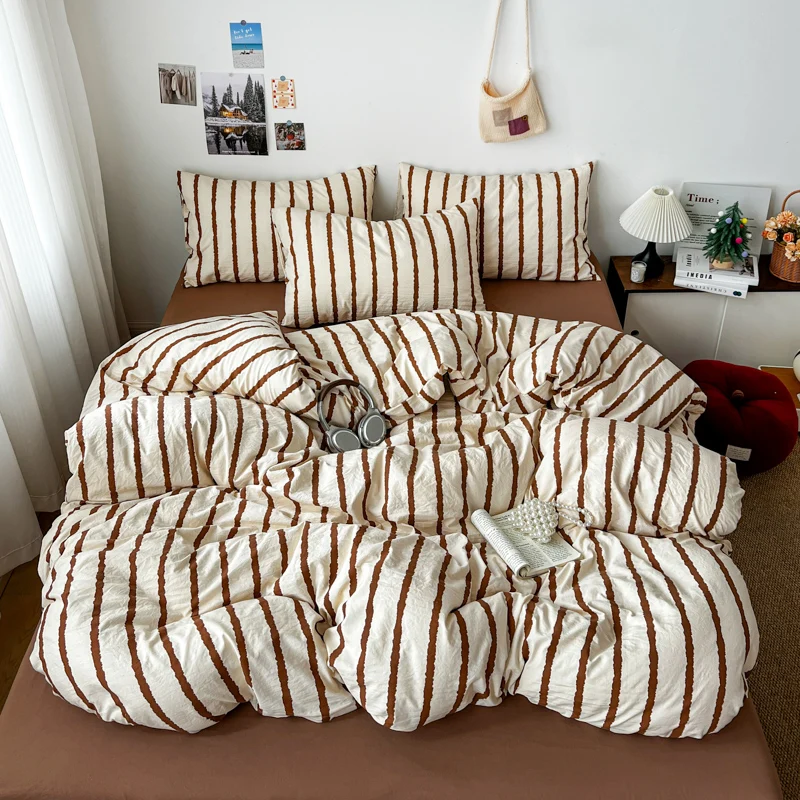 INS Stripe Bedding Comforter Set with Pillowcase bed sheet Single Full Size Bed Linen Duvet Cover Set Queen/King Double Single